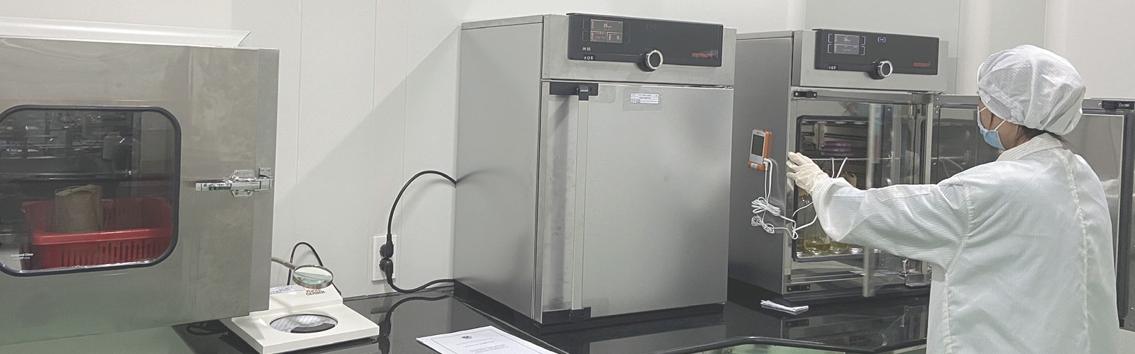 Phòng nghiên cứu dược Sadova